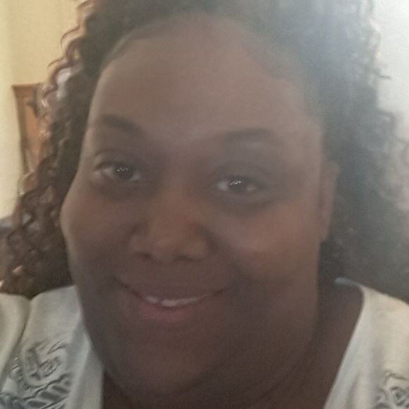 Meet your Posher, Doris - Picture 1 of 1